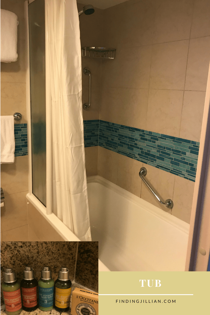 Royal Caribbean Junior Suite Tub