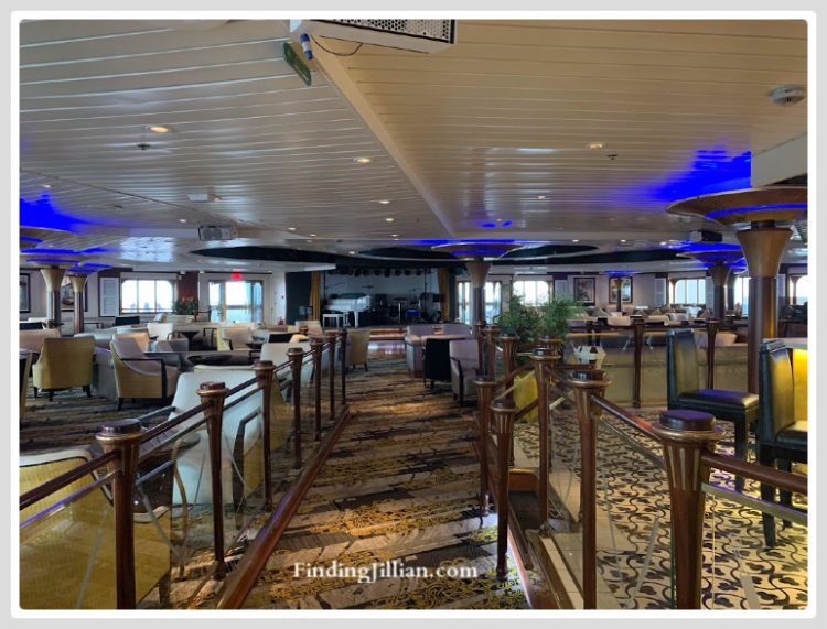 image of Boleros Lounge on Empress of the Seas